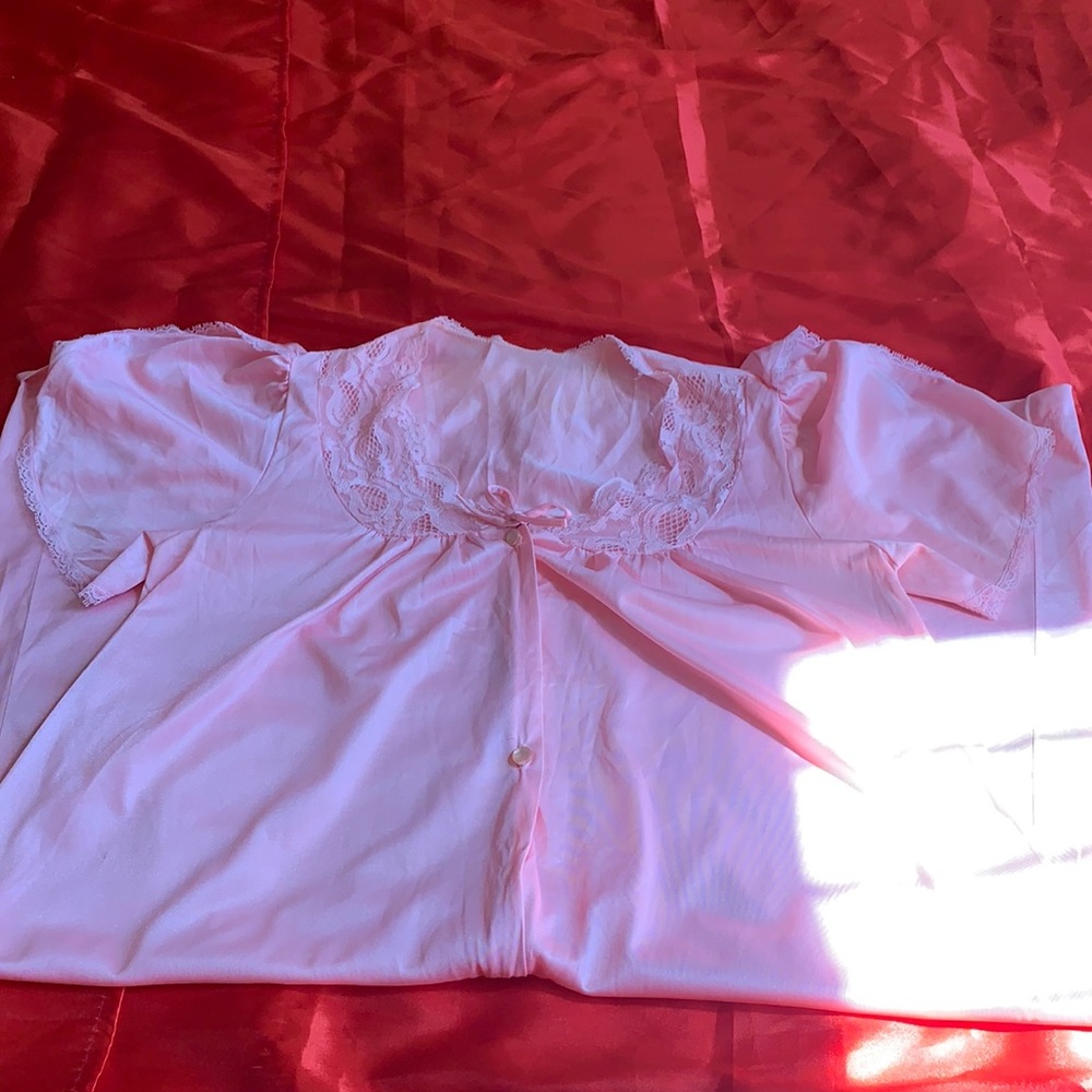 🎀Vintage pink button up gown🎀